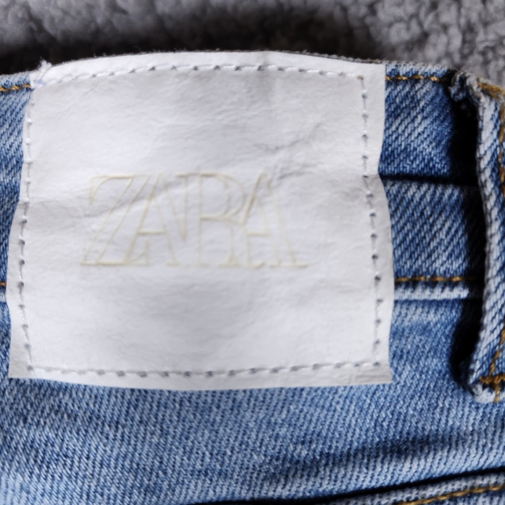 Zara Flared Bell Bottom Jeans Womens 8 Light Wash Blue Boho Denim Long 31" Insm - Picture 11 of 11
